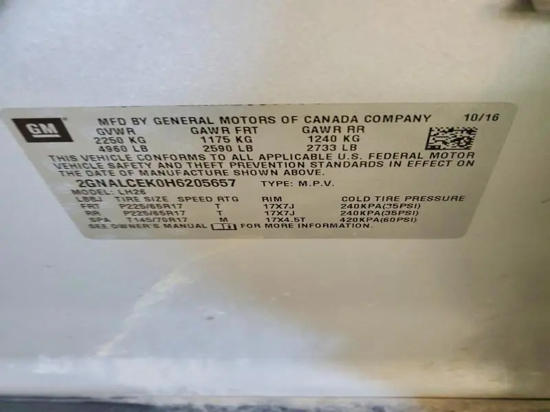 2017 CHEVROLET EQUINOX LT  