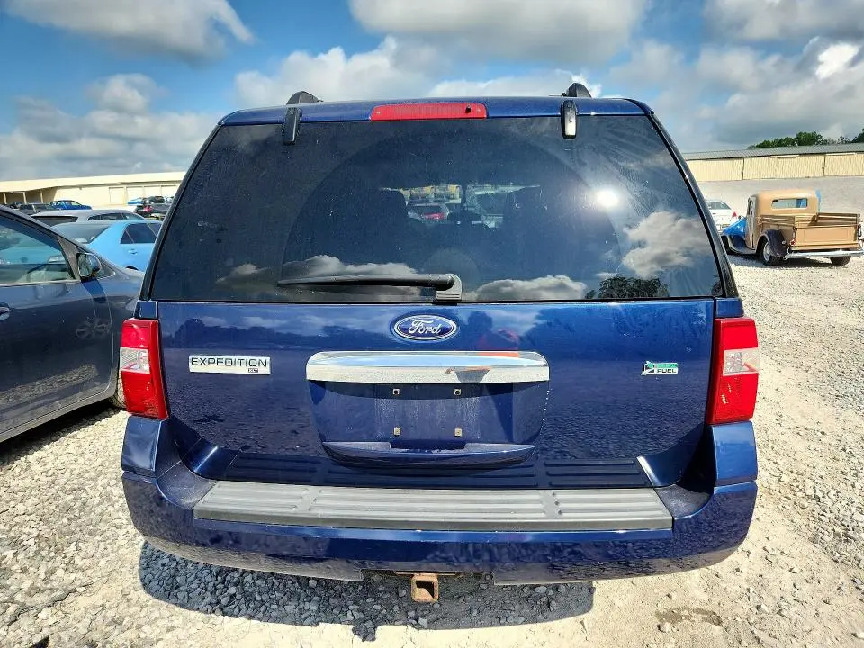 2010 FORD EXPEDITION XLT  