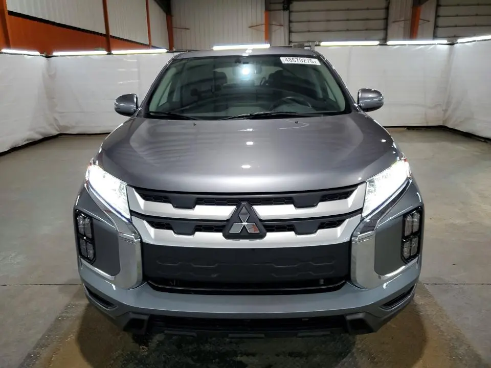 2024 MITSUBISHI RVR SE  