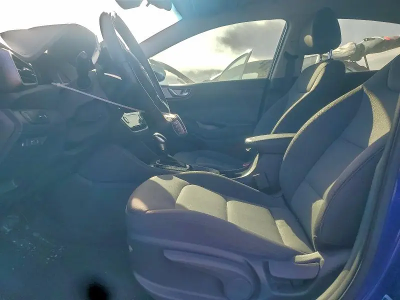 2021 HYUNDAI IONIQ SE  