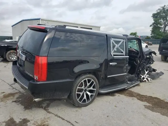 2012 CADILLAC ESCALADE ESV LUXURY  