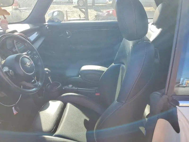 2019 MINI COOPER S  