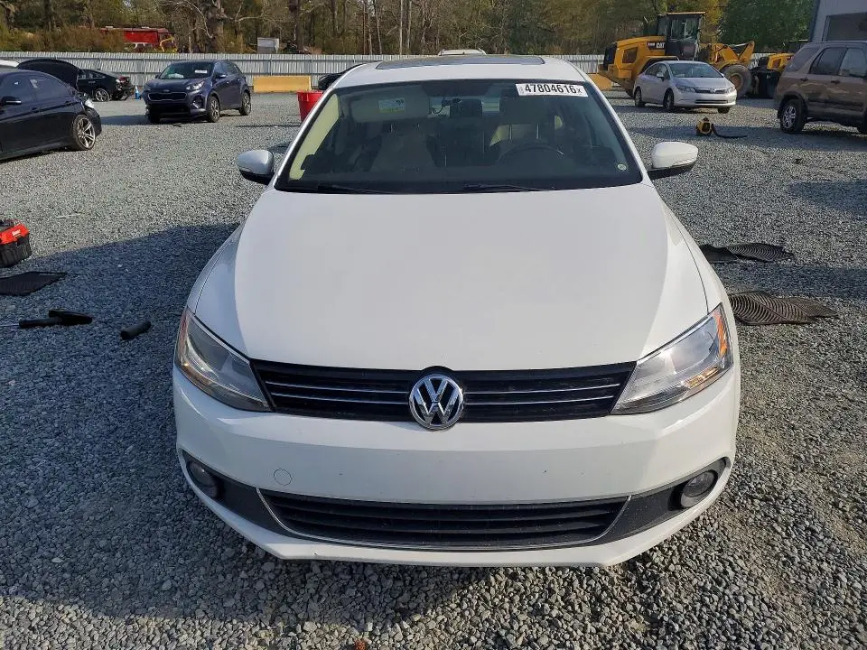 2014 VOLKSWAGEN JETTA SEL  