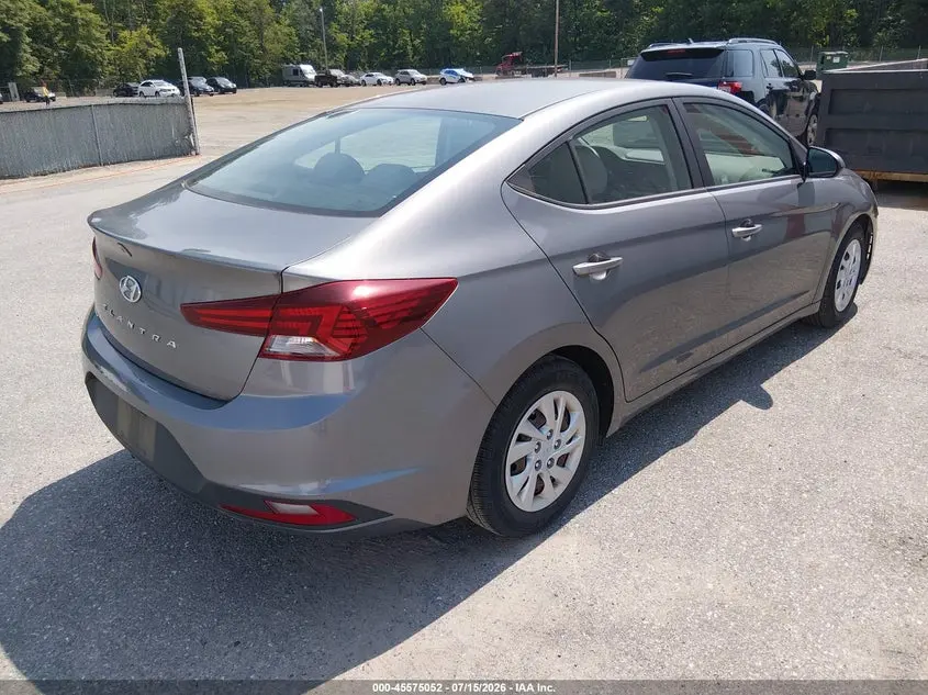 2019 HYUNDAI ELANTRA SE