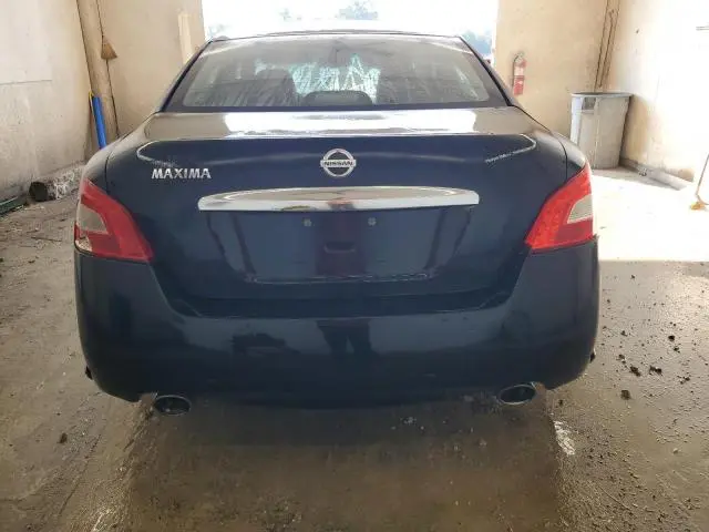 2011 NISSAN MAXIMA S  
