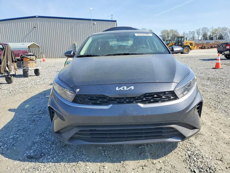 2024 KIA FORTE LX  