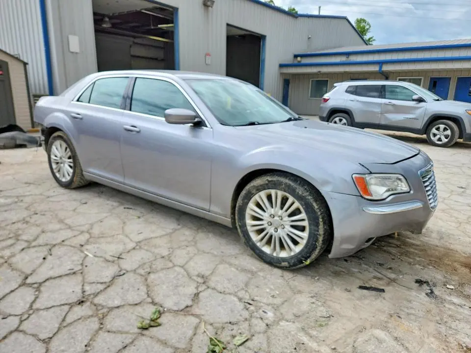 2014 CHRYSLER 300   