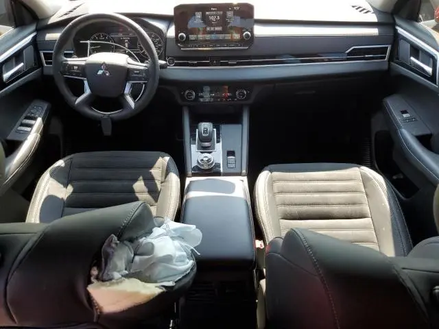 2023 MITSUBISHI OUTLANDER SE  