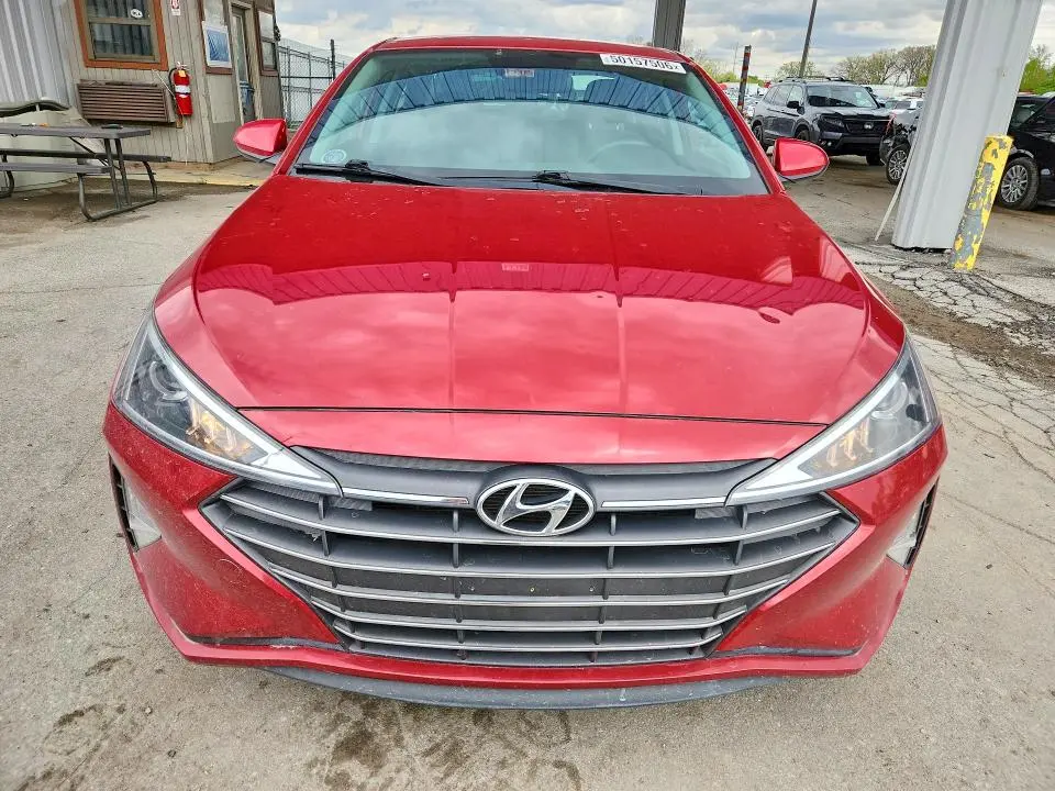 2020 HYUNDAI ELANTRA SEL  