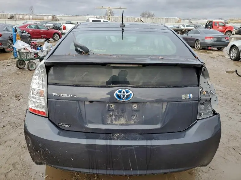 2011 TOYOTA PRIUS   