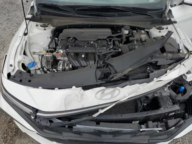 2024 HYUNDAI ELANTRA SEL  