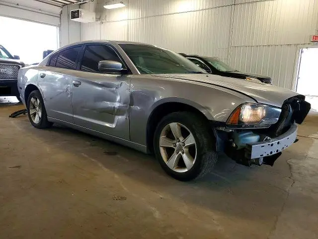 2014 DODGE CHARGER SE  
