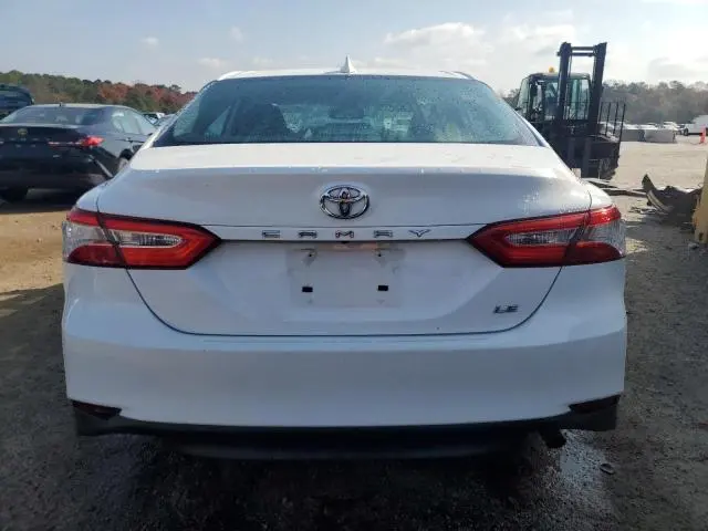 2020 TOYOTA CAMRY LE  