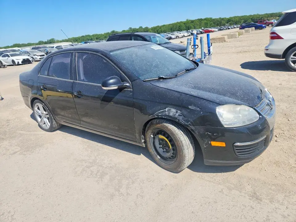 2010 VOLKSWAGEN JETTA LIMITED  