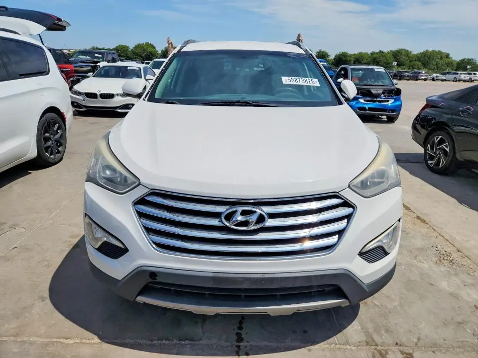 2016 HYUNDAI SANTA FE SE  