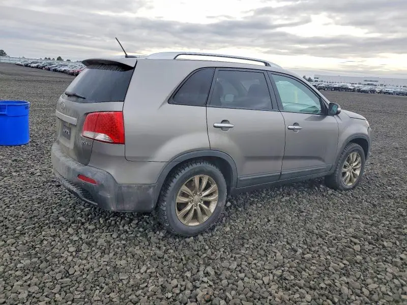 2011 KIA SORENTO   