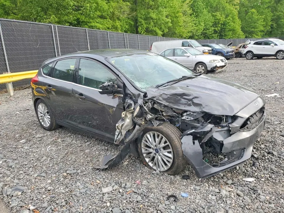 2018 FORD FOCUS TITANIUM  
