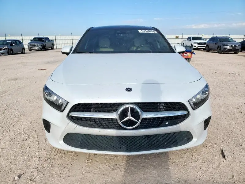 2019 MERCEDES-BENZ A 220  