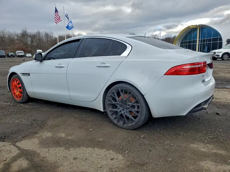 2018 JAGUAR XE PORTFOLIO LE  