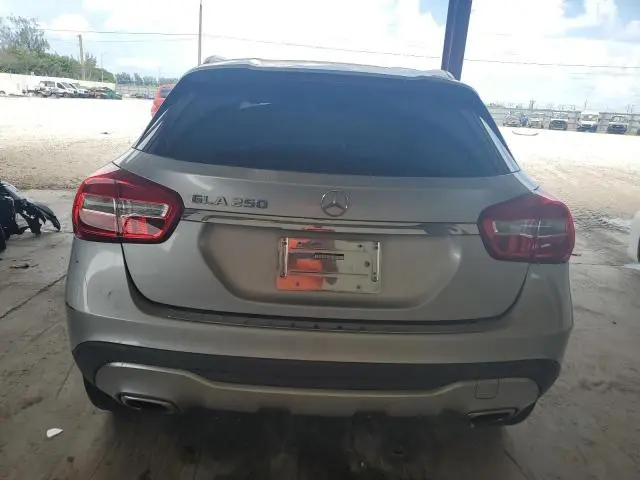 2020 MERCEDES-BENZ GLA 250  