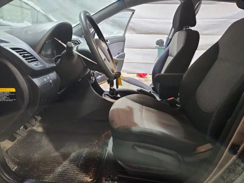 2014 HYUNDAI ACCENT GS  