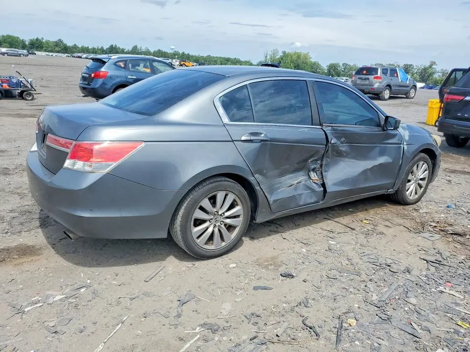 2011 HONDA ACCORD EX  