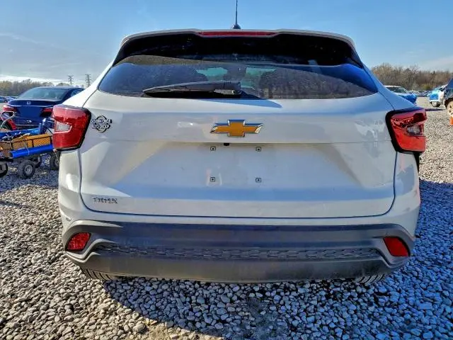 2025 CHEVROLET TRAX LS  