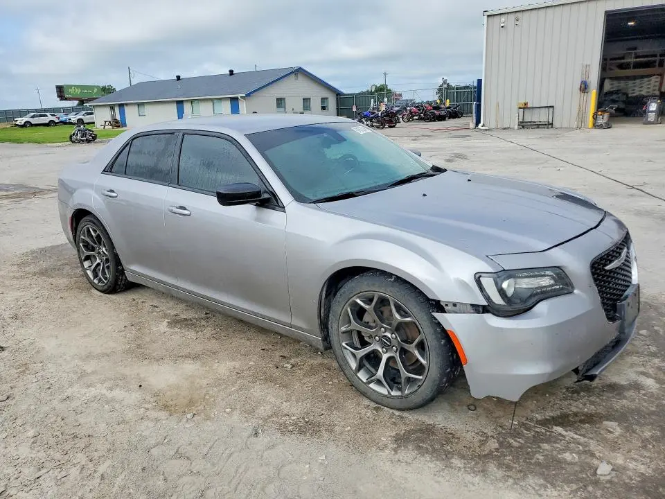 2018 CHRYSLER 300 TOURING  