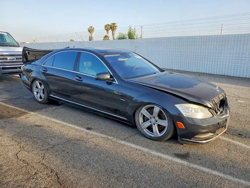 2012 MERCEDES-BENZ S 550  