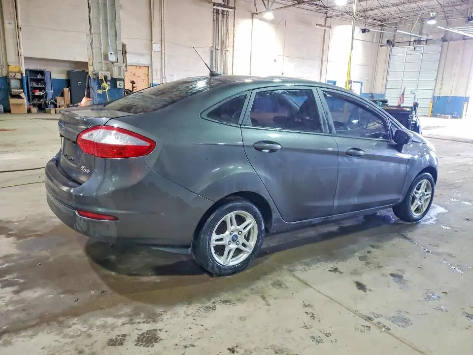 2018 FORD FIESTA SE  