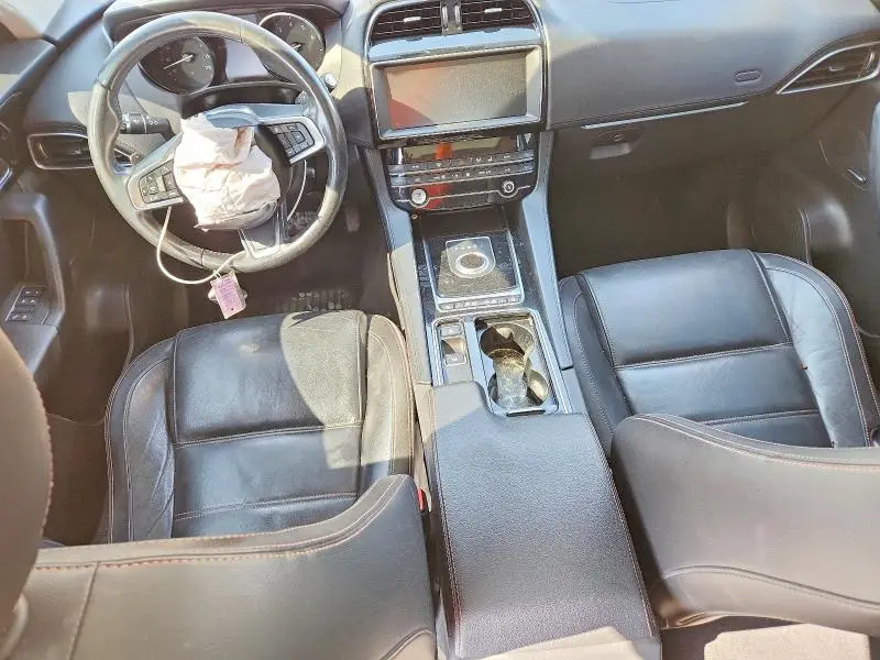 2020 JAGUAR F-PACE PRESTIGE  
