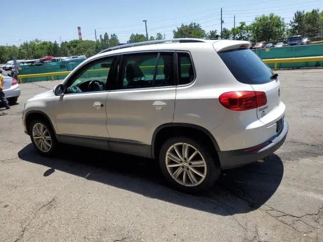 2013 VOLKSWAGEN TIGUAN S  