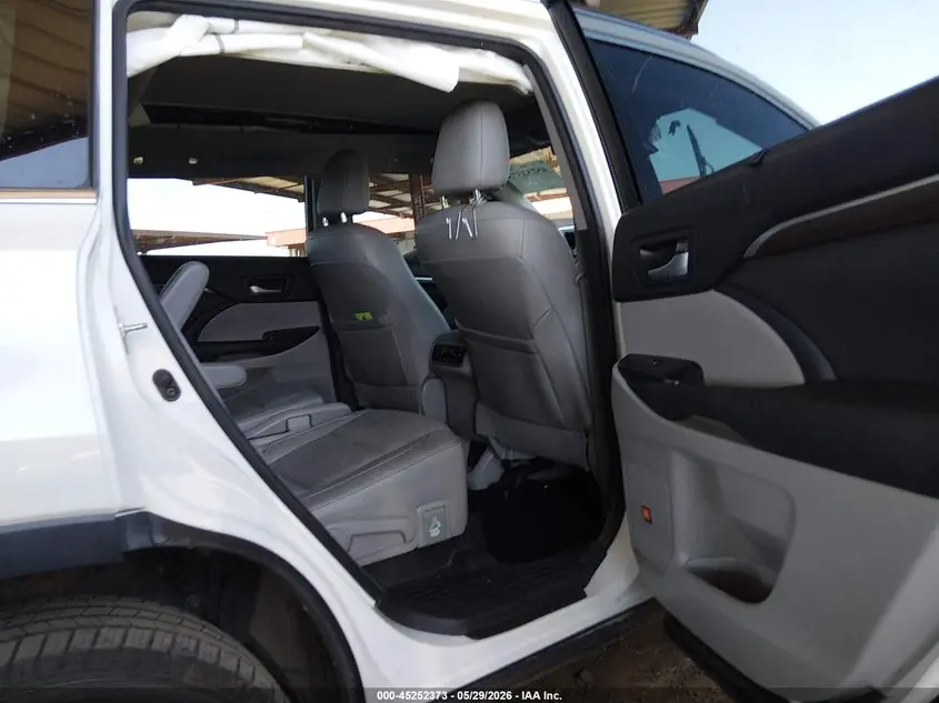 2014 TOYOTA HIGHLANDER HYBRID LIMITED PLATINUM V6