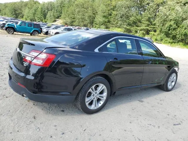 2017 FORD TAURUS SEL  