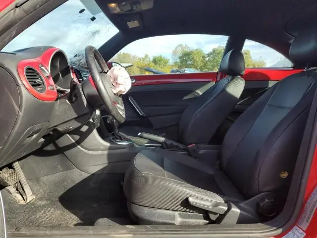 2012 VOLKSWAGEN BEETLE   