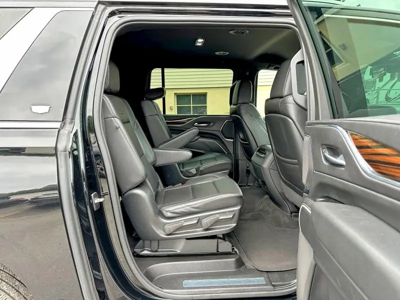 2023 CADILLAC ESCALADE ESV LUXURY  