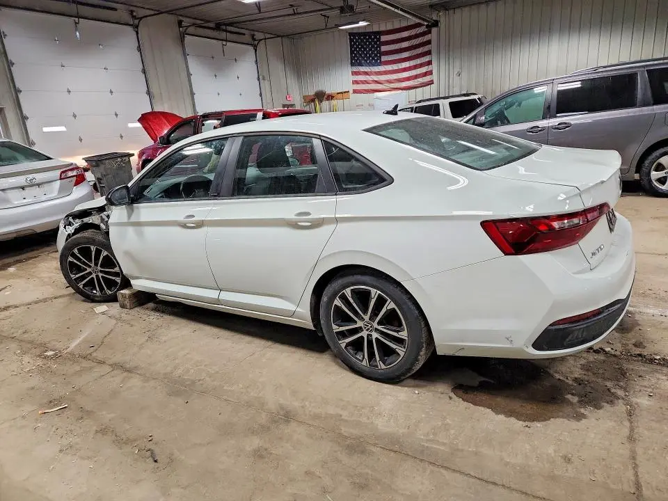 2024 VOLKSWAGEN JETTA SPORT  