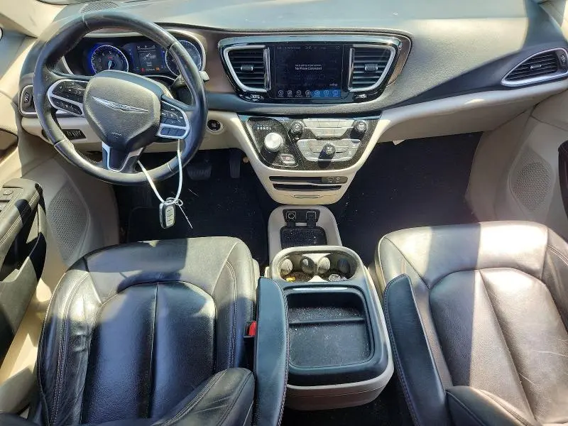 2017 CHRYSLER PACIFICA TOURING L  