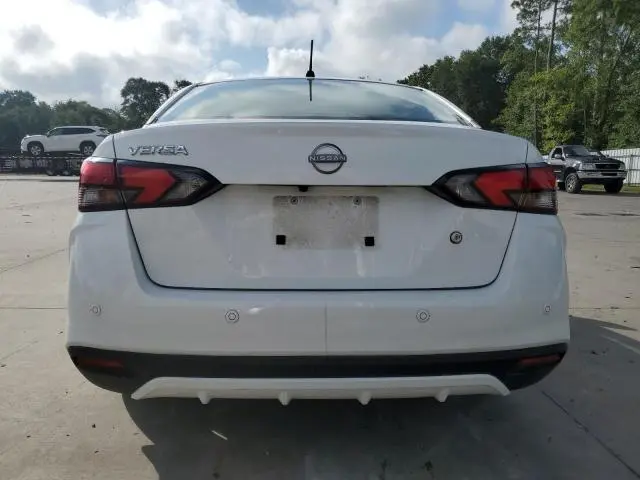 2024 NISSAN VERSA S  