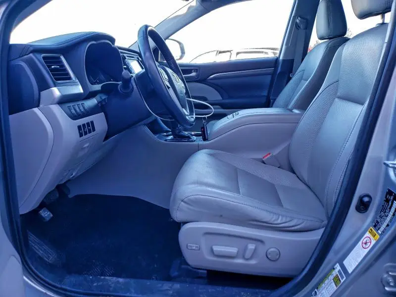 2017 TOYOTA HIGHLANDER LIMITED  