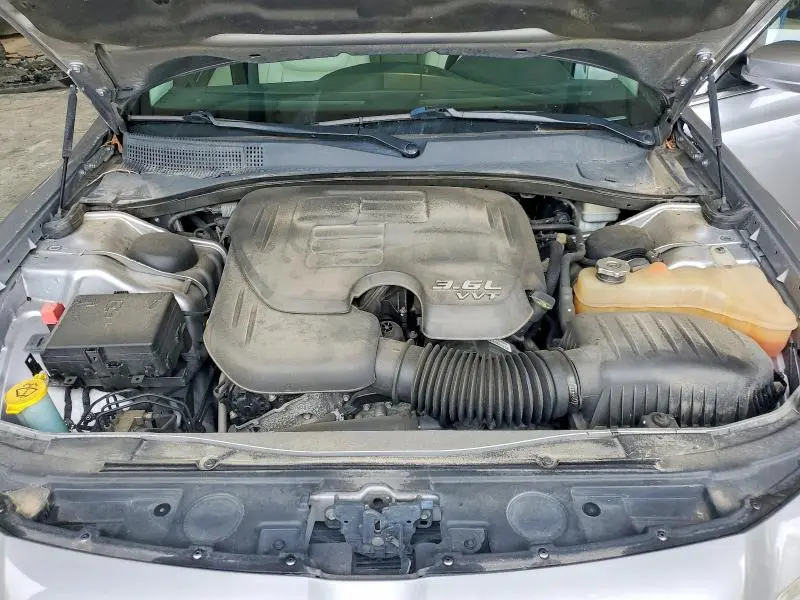 2015 CHRYSLER 300 LIMITED  