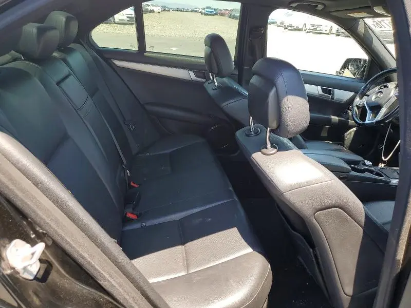 2013 MERCEDES-BENZ C 250  