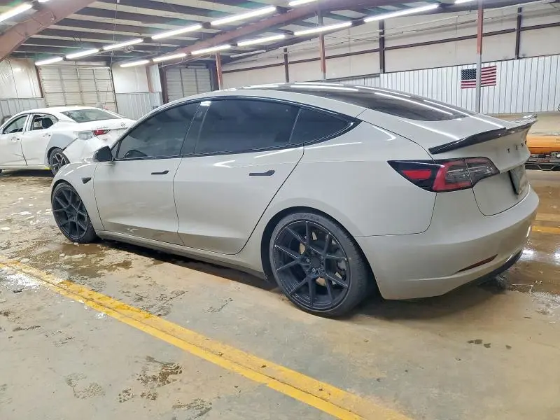 2018 TESLA MODEL 3   