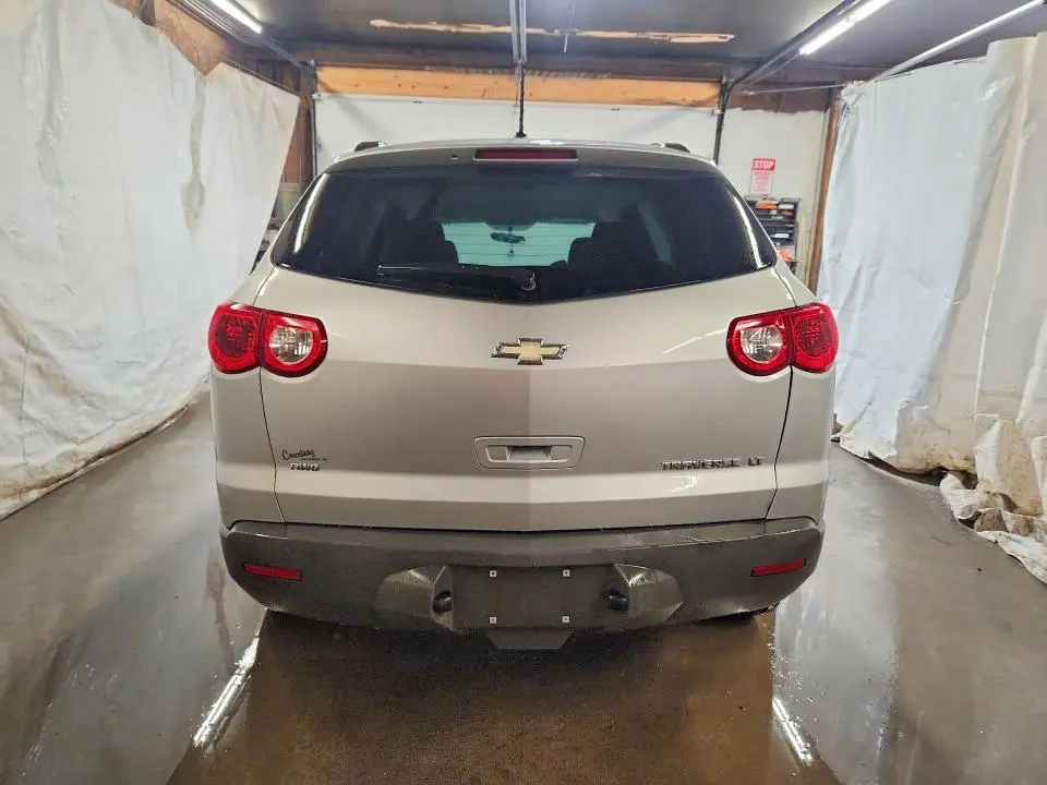 2012 CHEVROLET TRAVERSE LT  