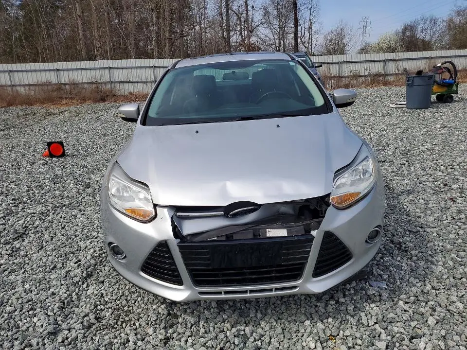 2014 FORD FOCUS TITANIUM  