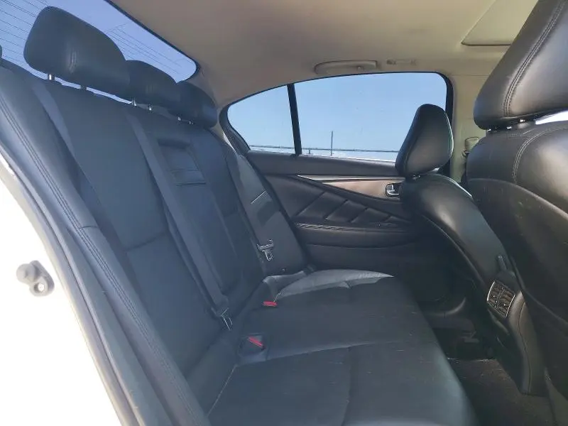 2016 INFINITI Q50 3.0T PREMIUM  