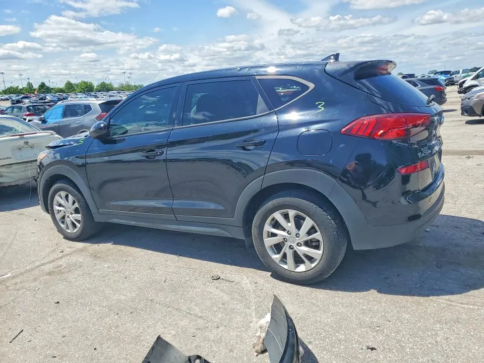 2021 HYUNDAI TUCSON SE  