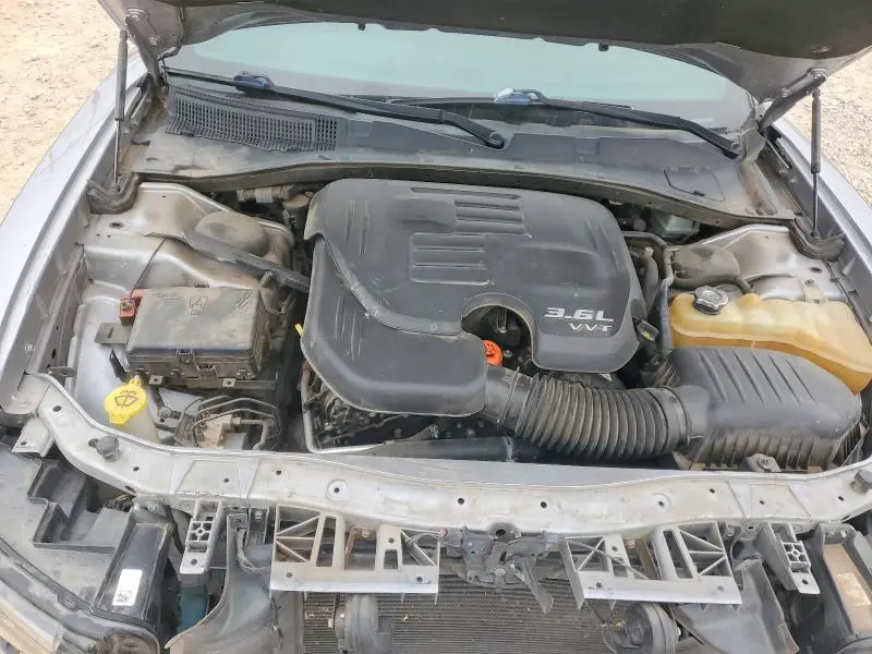 2016 DODGE CHARGER SE  