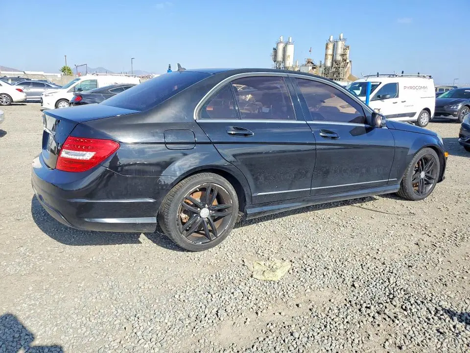2013 MERCEDES-BENZ C 250  