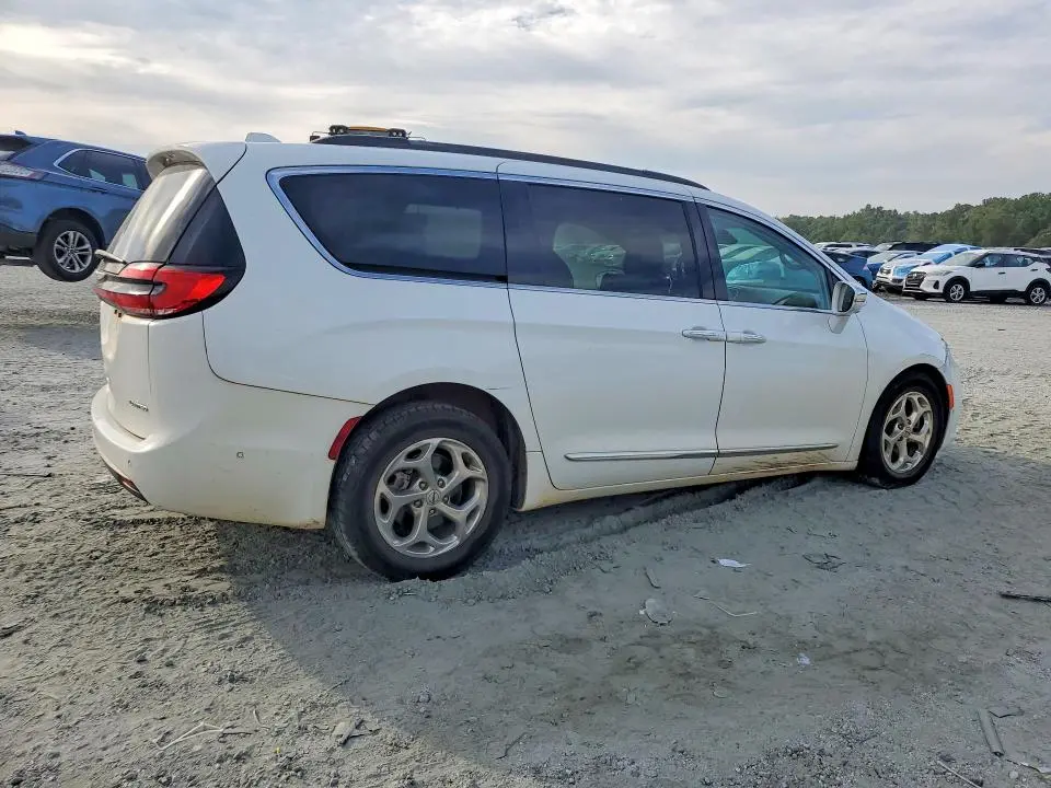 2022 CHRYSLER PACIFICA LIMITED  